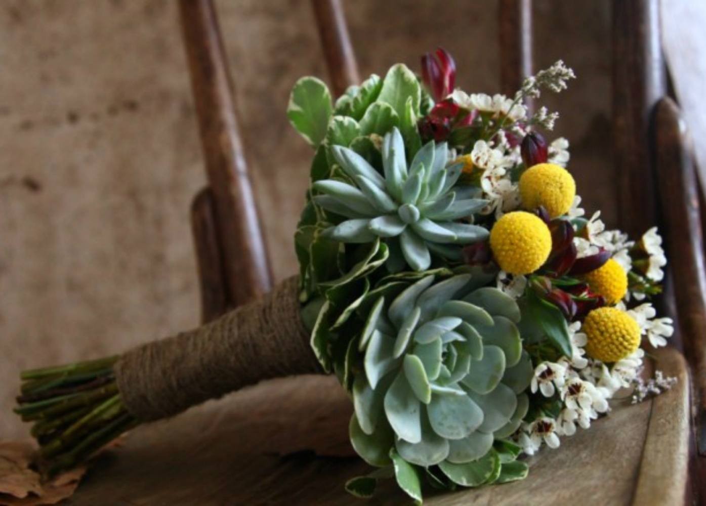 Cumpara online buchete mireasa cu livrarea in Bucuresti!