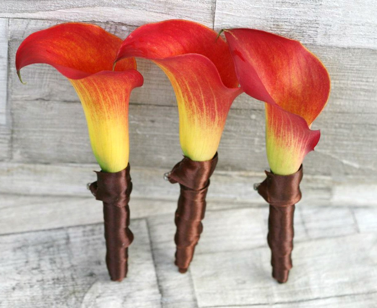 Cocarde din cale galbene si cale grena