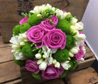 Buchet cununie frezii si trandafiri