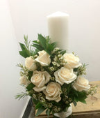 Lumanari de cununie scurte cu trandafiri crem si wax flower