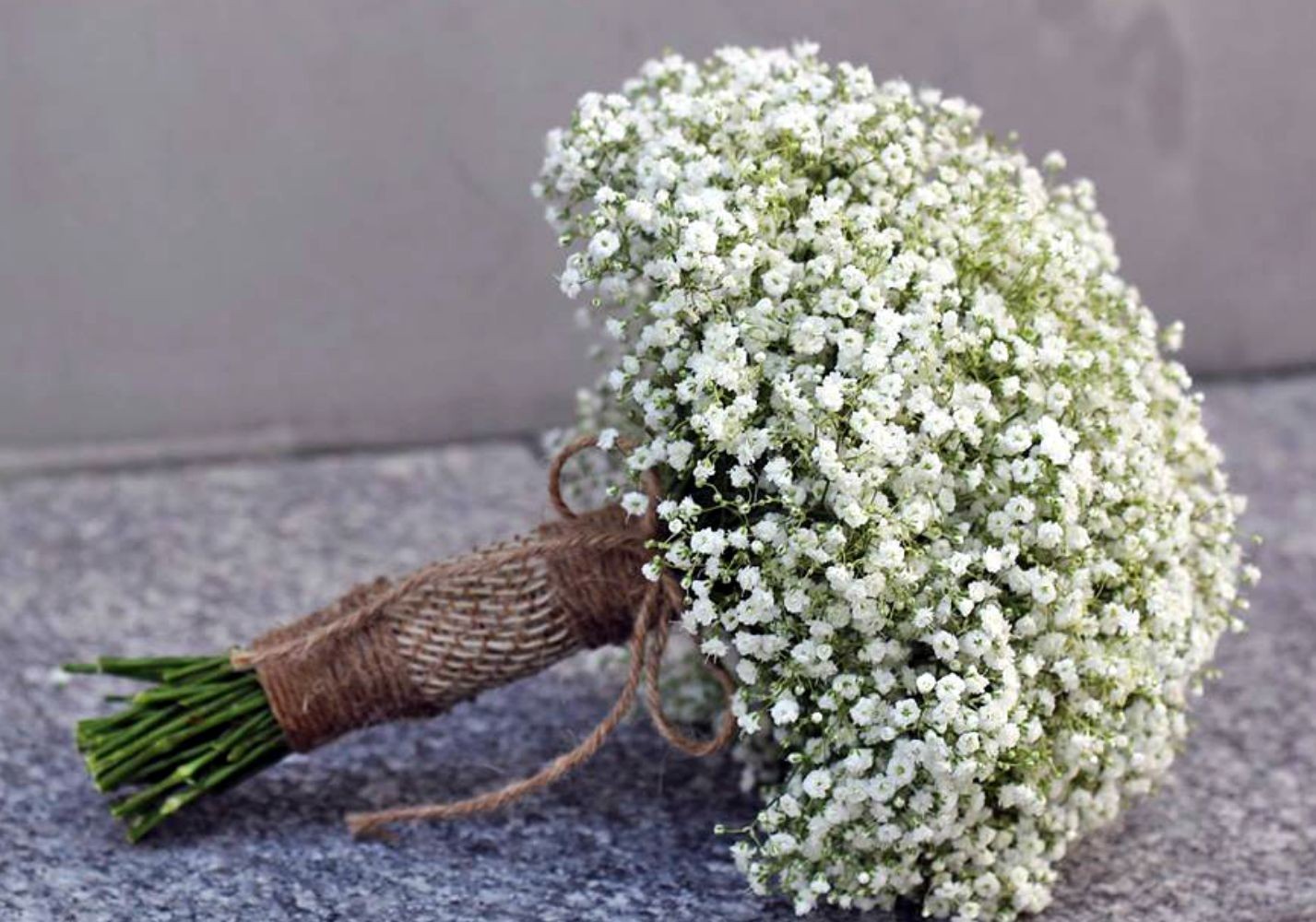 Buchet de mireasa din floarea miresei