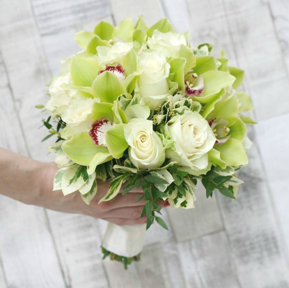 Modele deosebite de Buchete cununie cymbidium verde