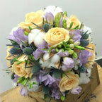 Buchet cununie trandafiri peach si eryngium - pret imbatabil, livrare Bucuresti!