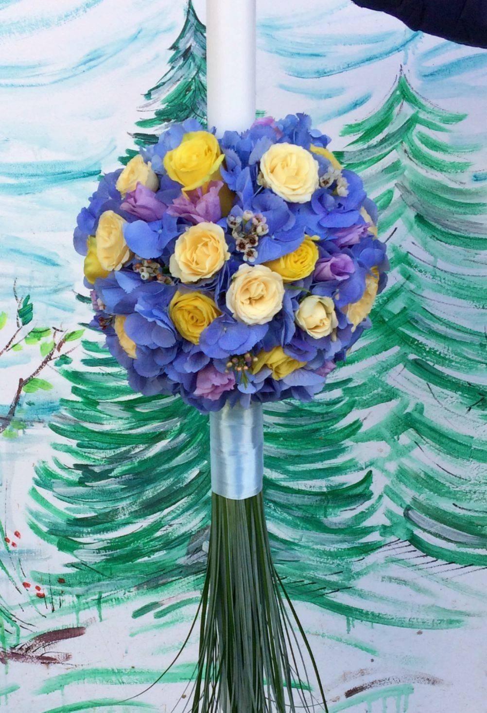 Modele speciale de Lumanari cununie hortensii albastre si minirose