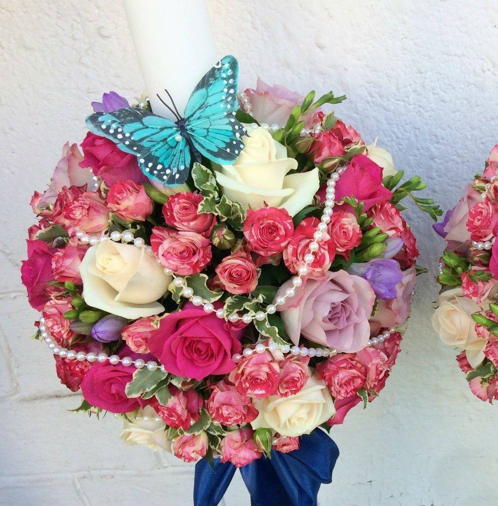 Modele deosebite Lumanari cununie sferice minirose bicolore si trandafiri