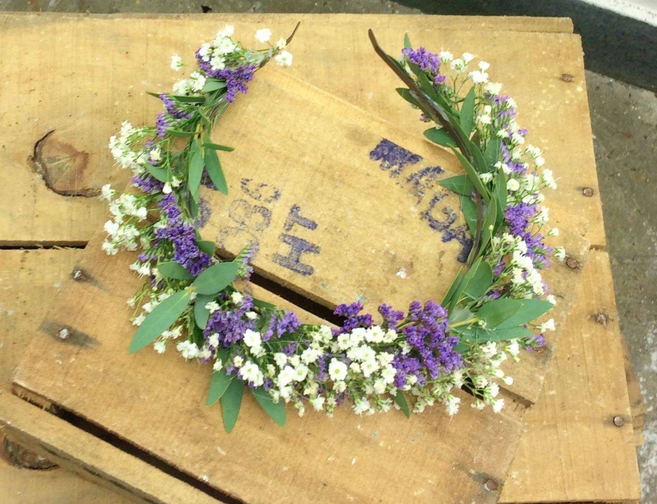 Coronita flori naturale limonium si floarea miresei