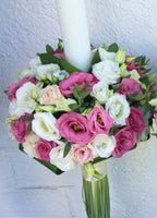 Lumanare botez lisianthus roz - model pentru fetite, pret accesibil!