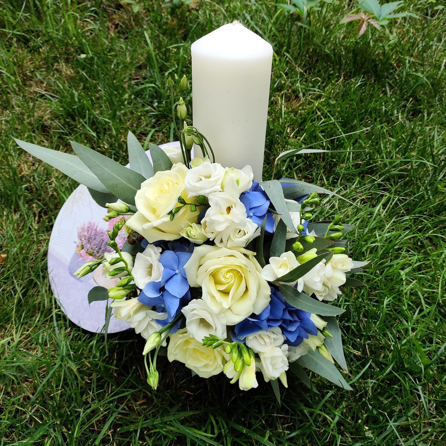 Lumanare botez scurta baieti trandafiri si hortensie