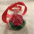 Trandafiri criogenati in sticla - un cadou elegant